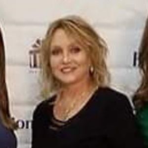 Meet your Posher, Robin